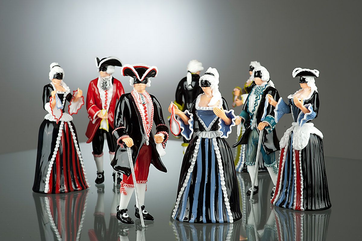 4.-FOTO-FACOLTATIVA-Cesare-Toffolo_Figurine-Veneziane_courtesy-Cesare-Toffolo.jpg