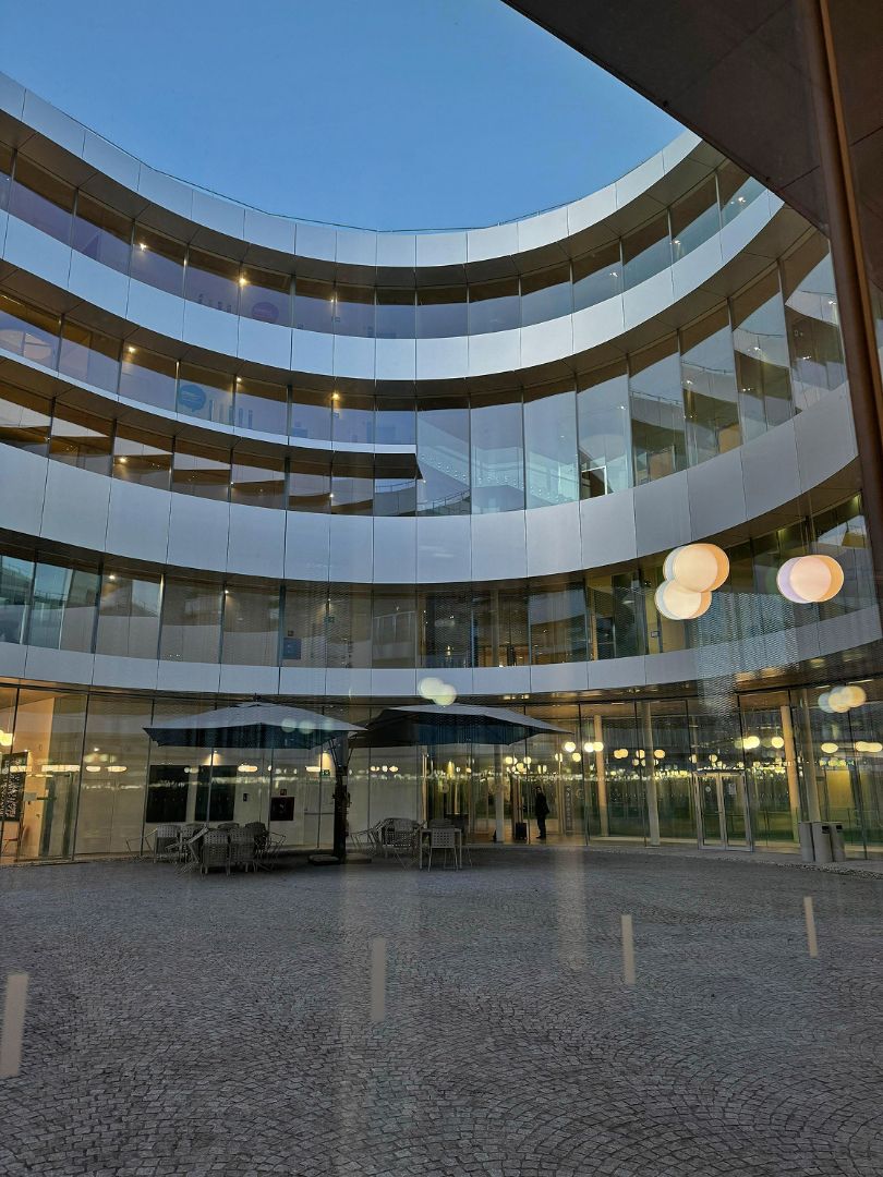 Bocconi.jpg